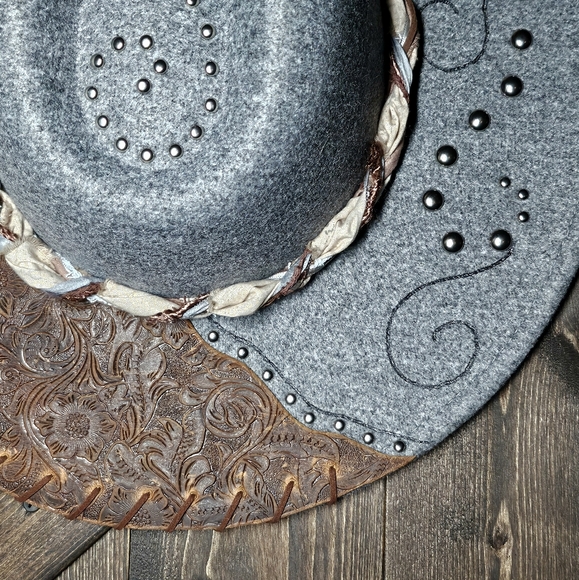 NWT Grey Felt Burned Fedora With Genuine Leather And Silver Studs main image 6